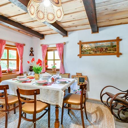 Pet Friendly Home In Varazdin Breg With Jacuzzi Εξωτερικό φωτογραφία